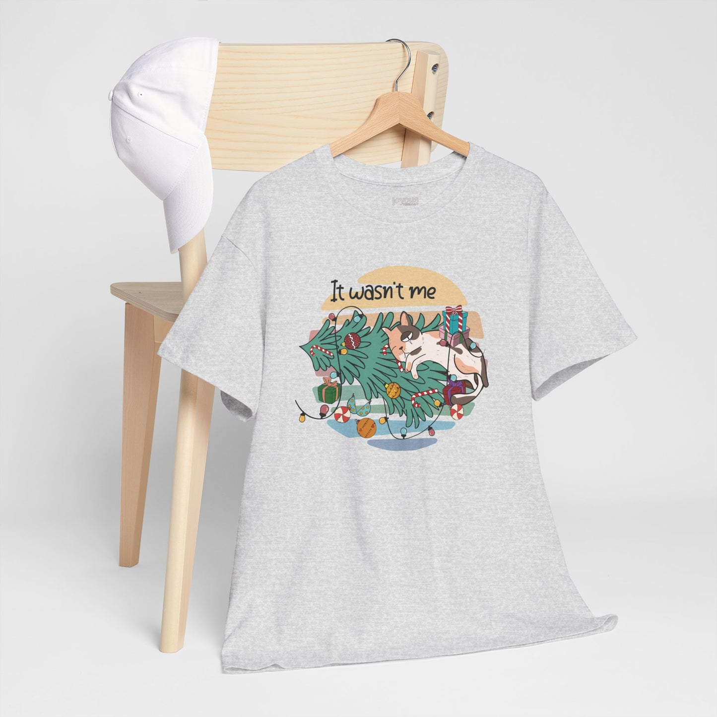 It Wasn't Me Funny Cat Christmas Heavy Cotton Tee - Cat Lovers Christmas Gift