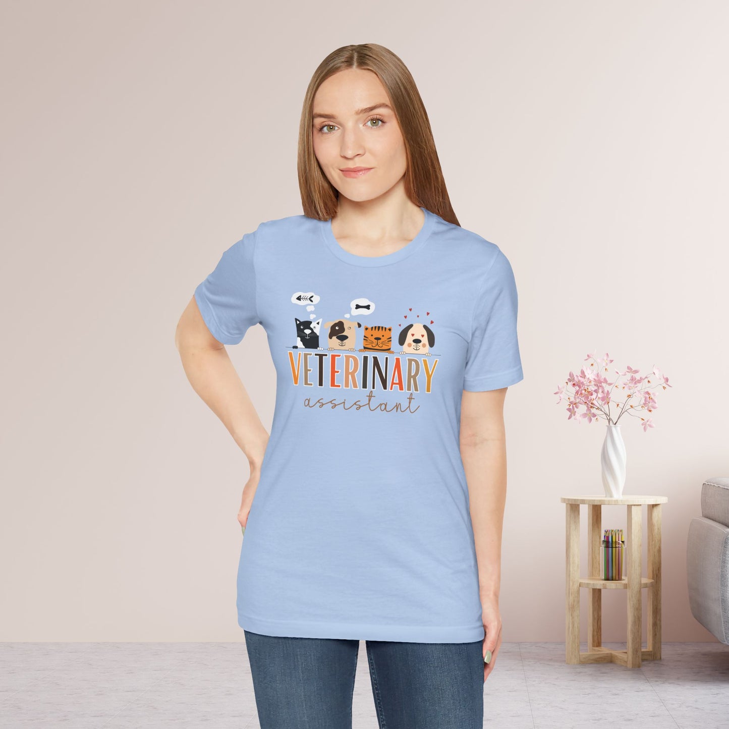 Cute Veterinary Assistant Soft Cotton Tee with Dogs and Cats for VET Assistant