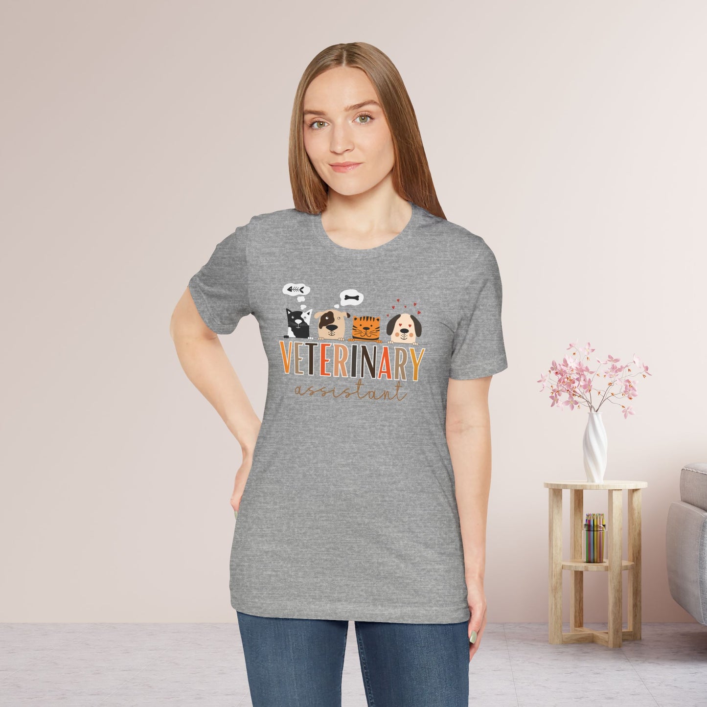 Cute Veterinary Assistant Soft Cotton Tee with Dogs and Cats for VET Assistant