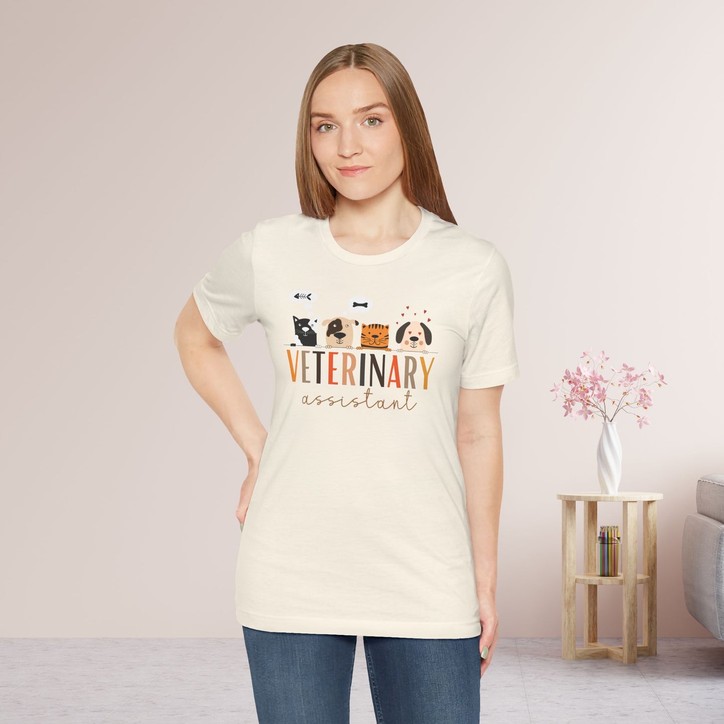 Cute Veterinary Assistant Soft Cotton Tee with Dogs and Cats for VET Assistant