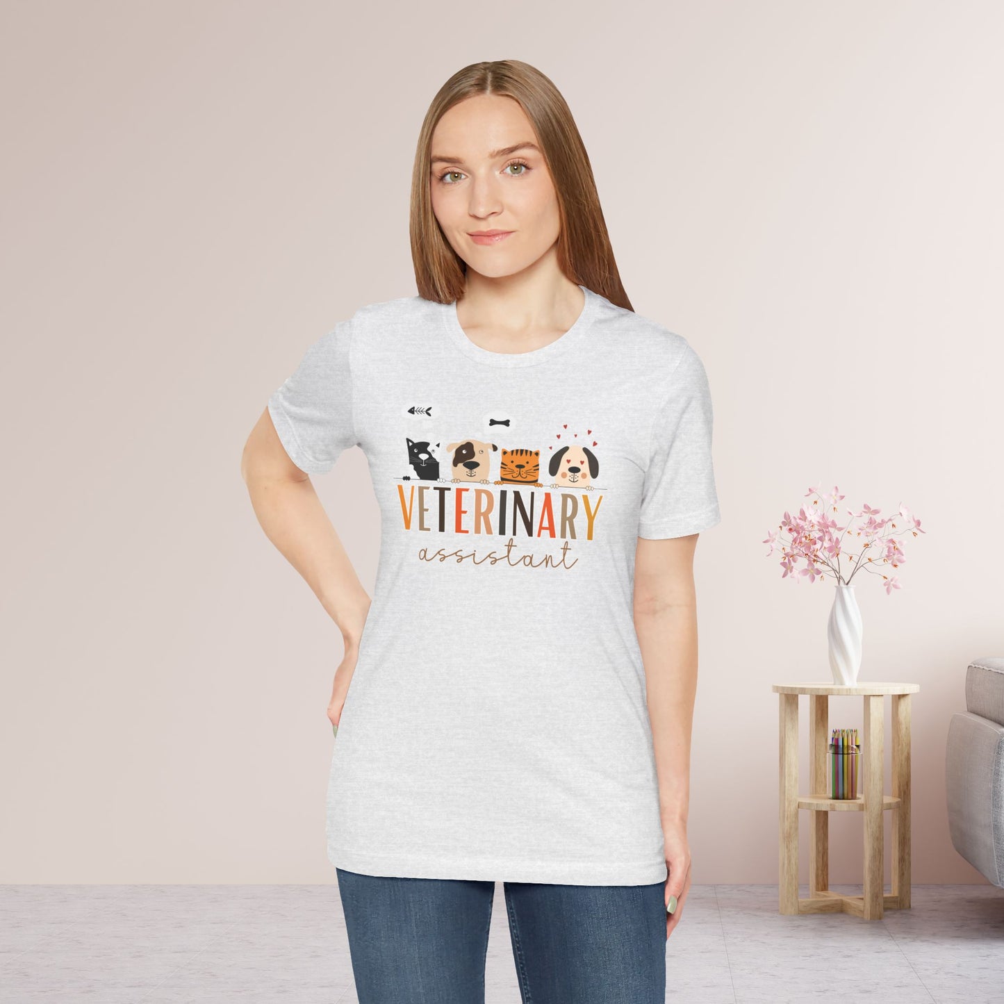 Cute Veterinary Assistant Soft Cotton Tee with Dogs and Cats for VET Assistant