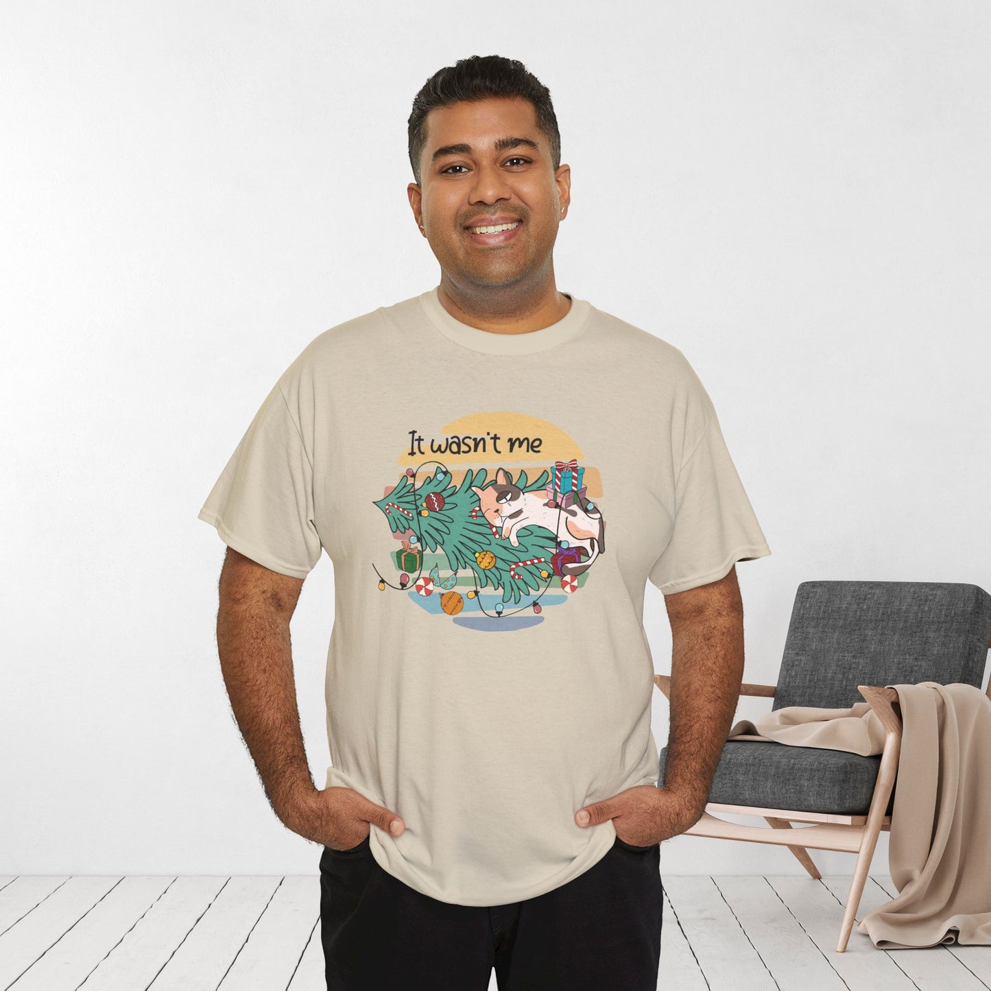 It Wasn't Me Funny Cat Christmas Heavy Cotton Tee - Cat Lovers Christmas Gift