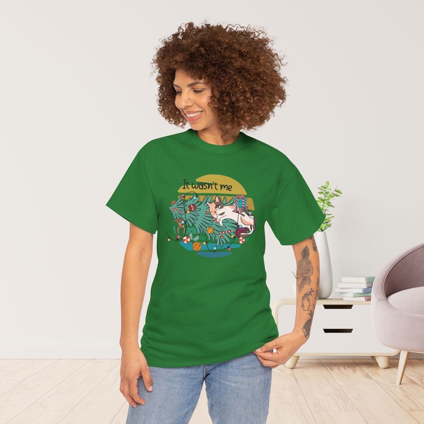 It Wasn't Me Funny Cat Christmas Heavy Cotton Tee - Cat Lovers Christmas Gift