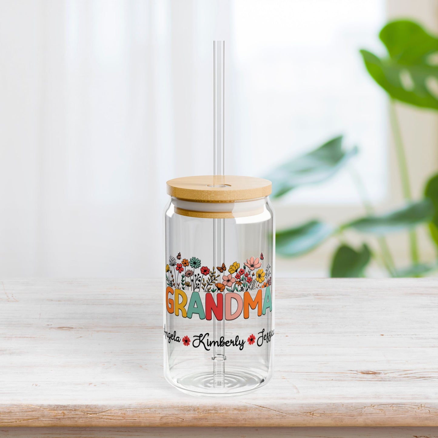 Personalized Grandma Sipper Glass with Grandkids Names - Custom Grandma Gifts