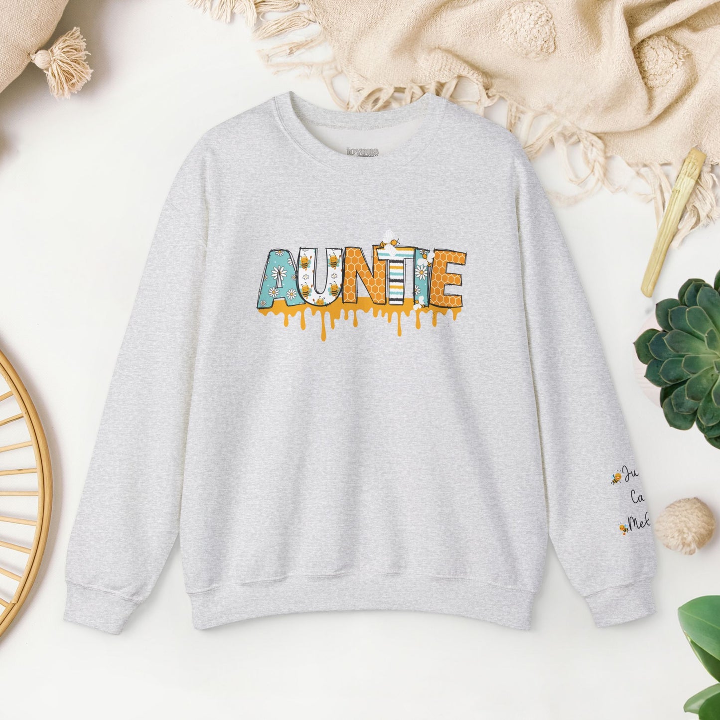 Custom Auntie Sweatshirt with Kids Name - Personalized Gift for Aunt